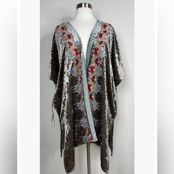 JOHNNY WAS STYLE Andree by UNIT women Embroidered cardigan. M/L - Picture 5 of 5